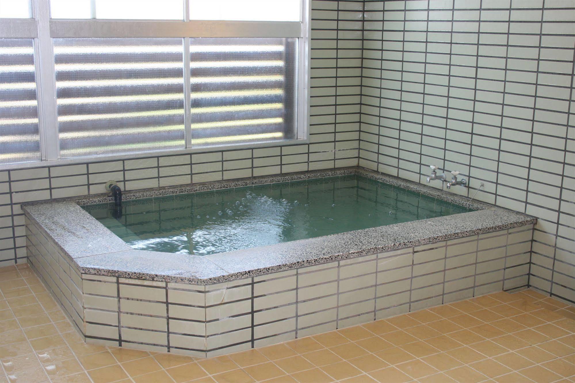 Sunset Breeze Hota Bed & Breakfast Kyonan ภายนอก รูปภาพ